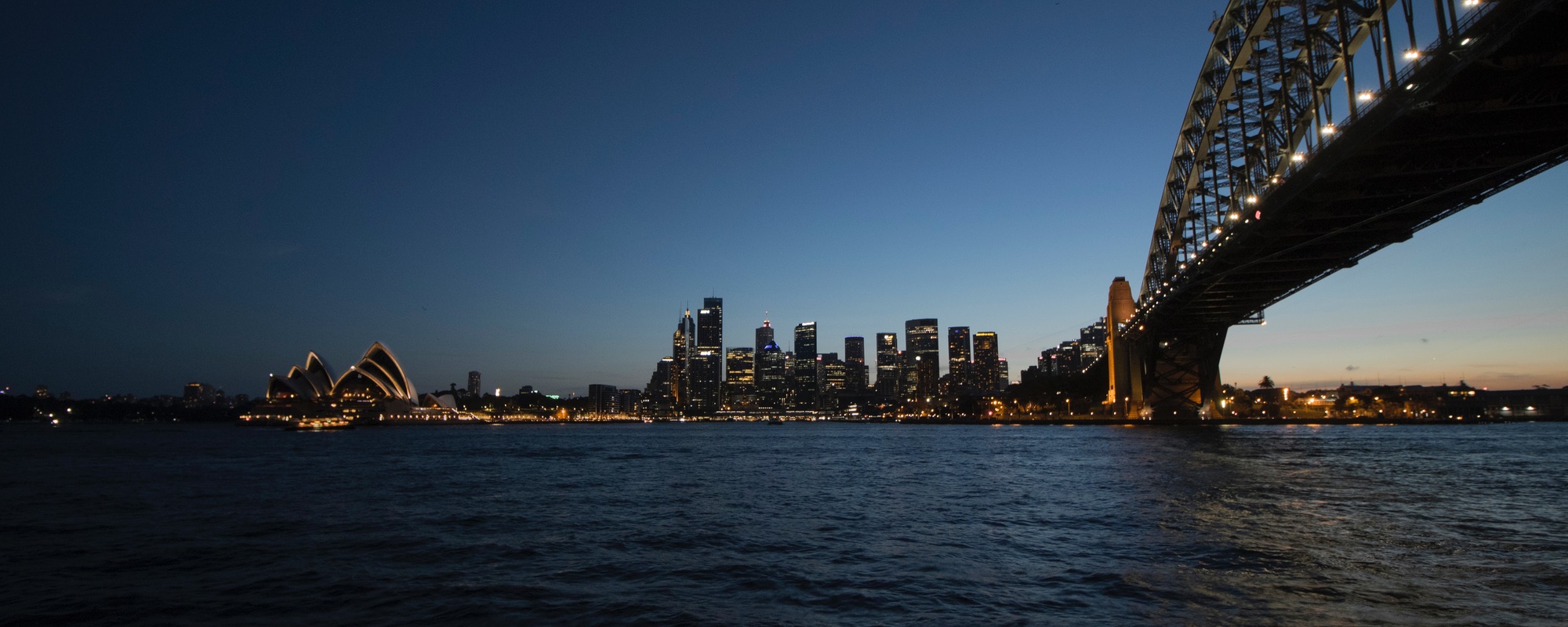 sydney-night-time